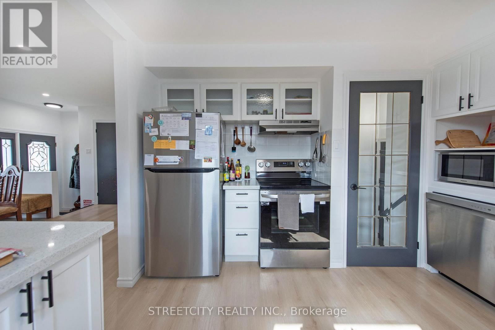 69 ALAYNE CRESCENT Image 14
