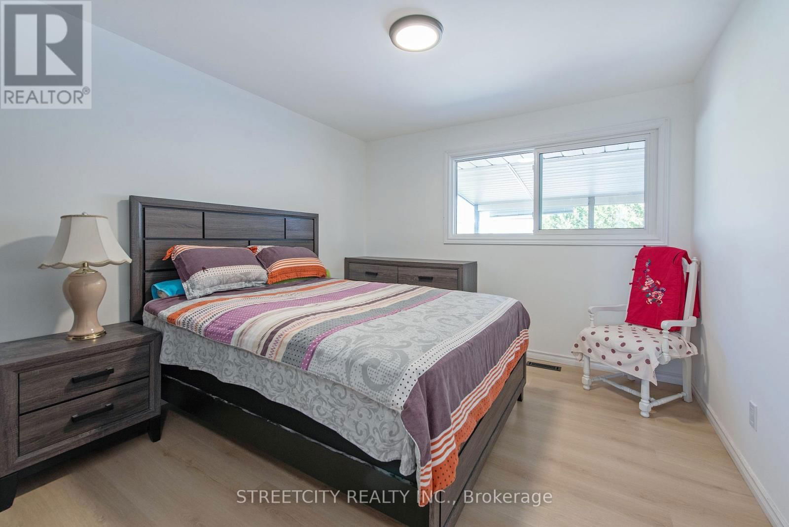 69 ALAYNE CRESCENT Image 16