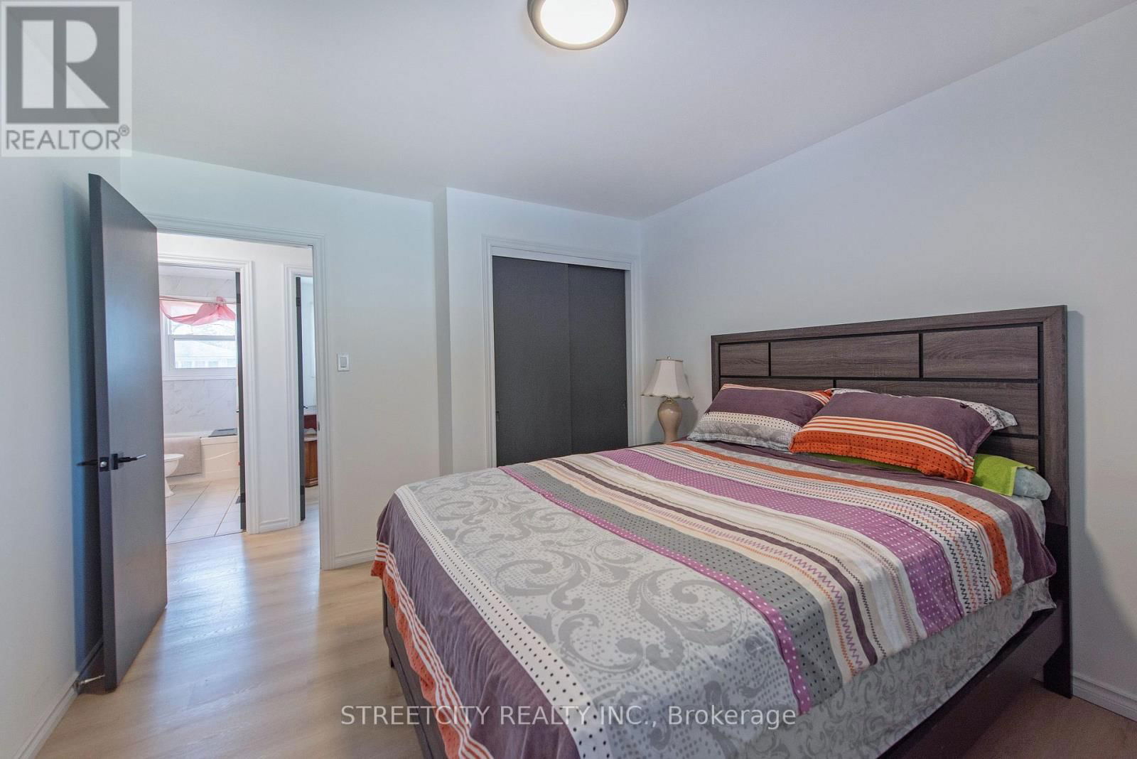 69 ALAYNE CRESCENT Image 17