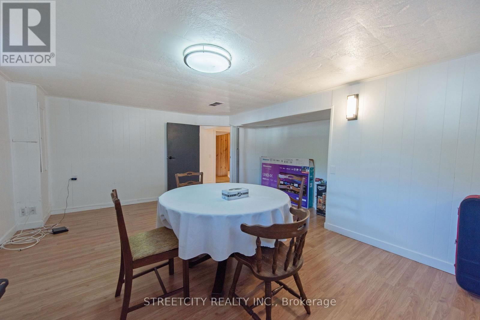 69 ALAYNE CRESCENT Image 27