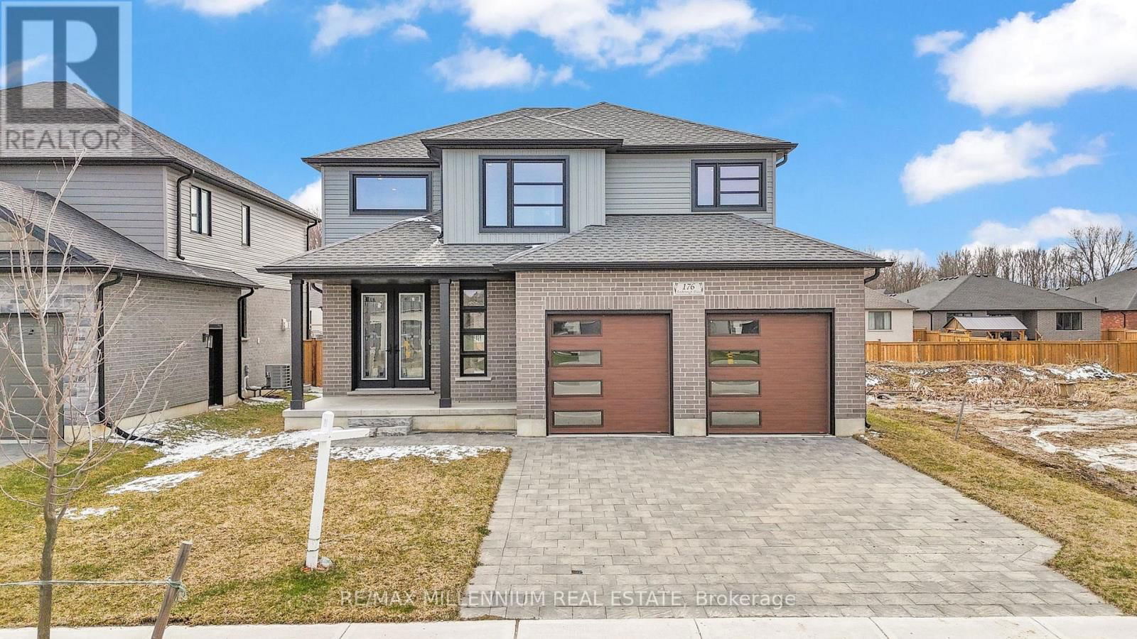 176 FOXBOROUGH PLACE Image 1