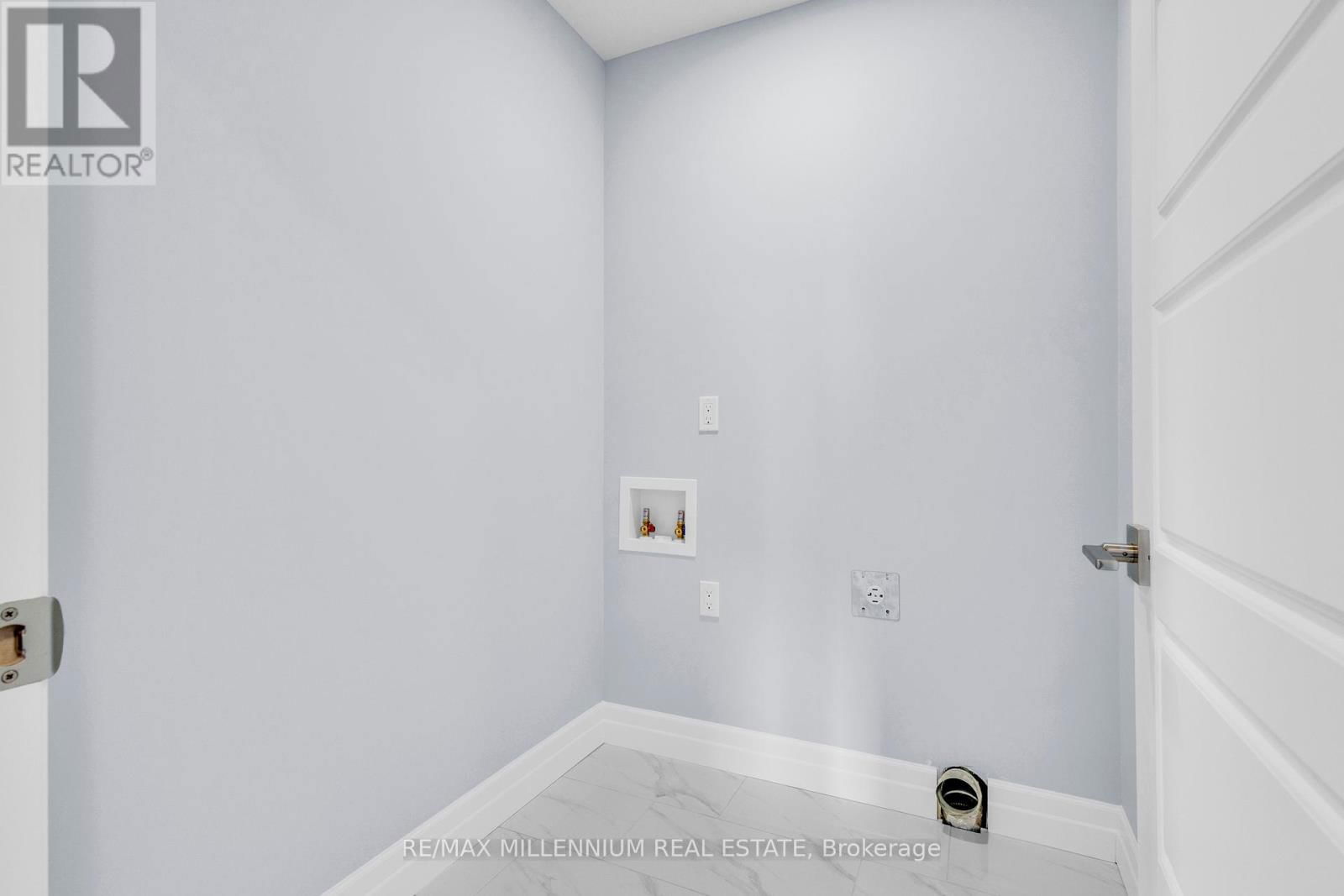 176 FOXBOROUGH PLACE Image 25