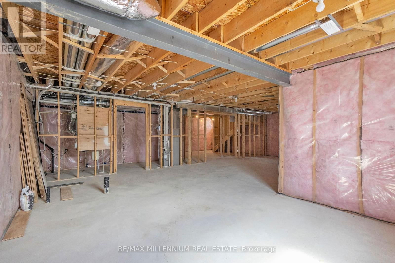 176 FOXBOROUGH PLACE Image 28