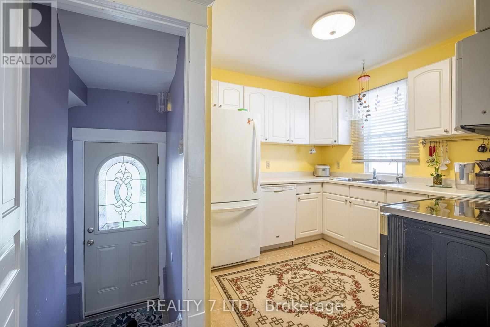 5917 SYMMES STREET Image 10