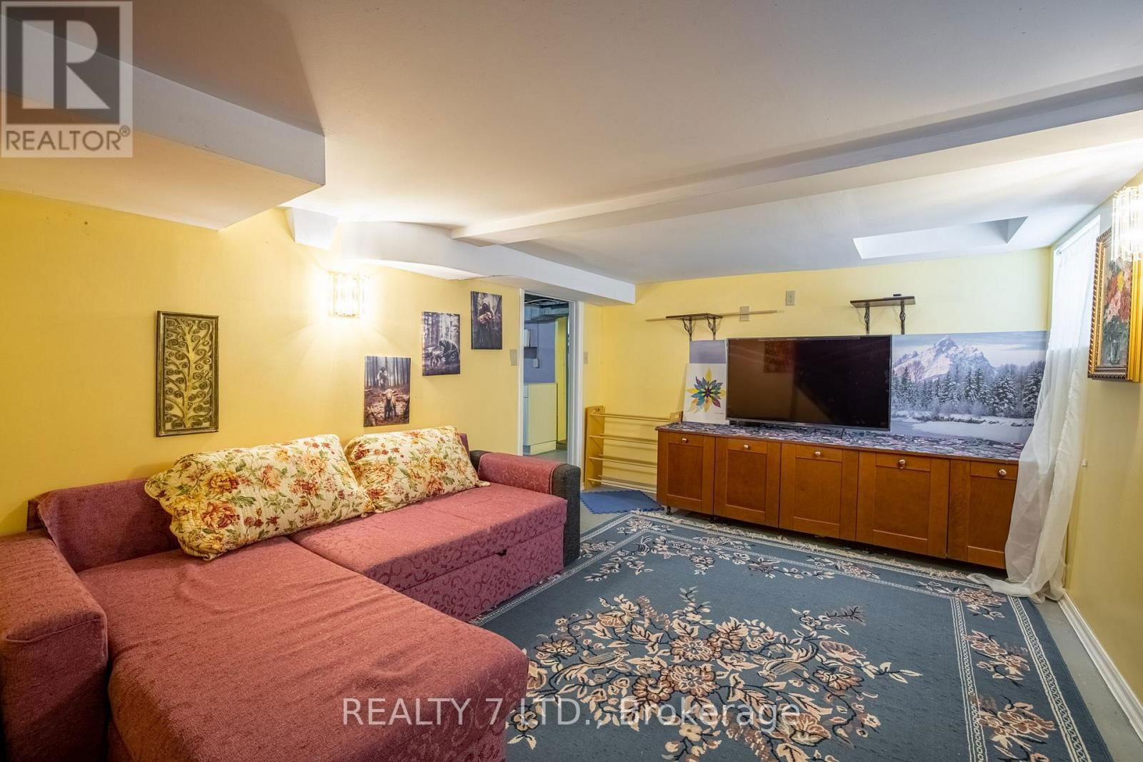 5917 SYMMES STREET Image 18