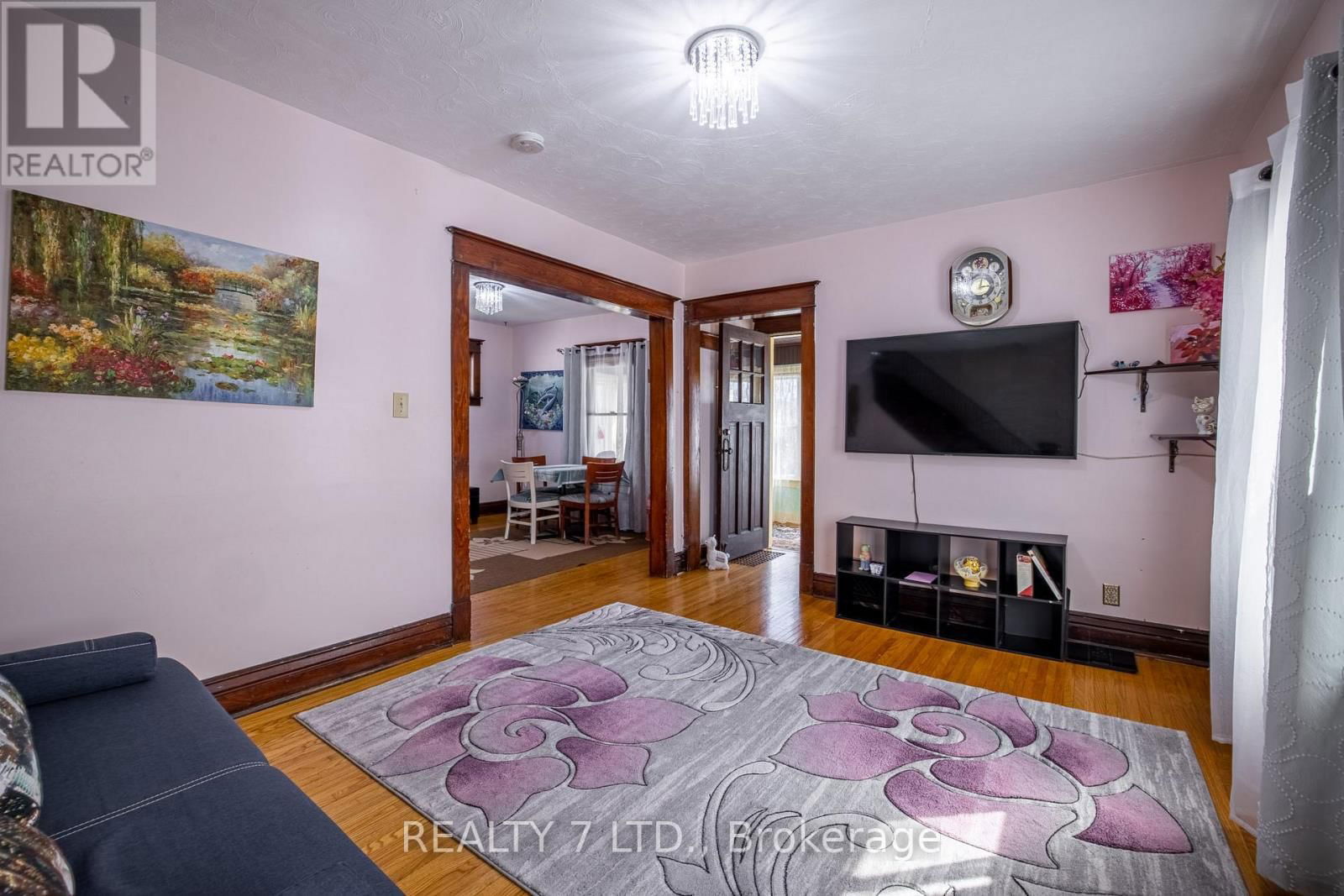 5917 SYMMES STREET Image 7
