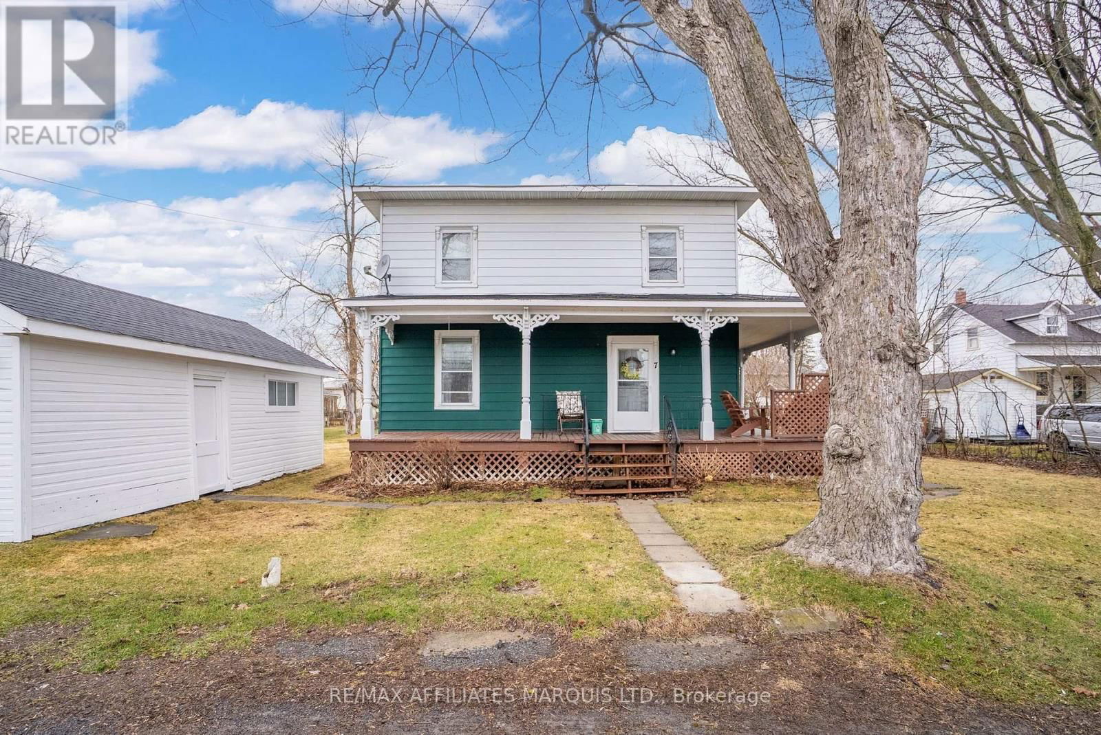 7 SPRUCE STREET Image 1