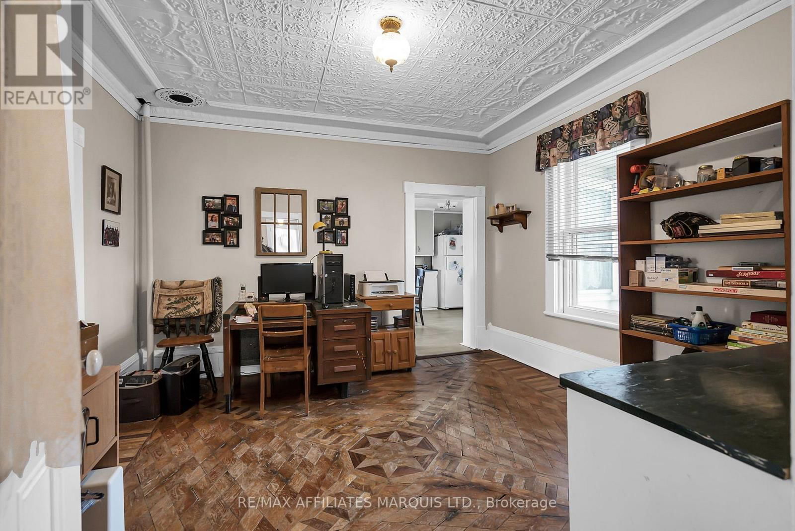 7 SPRUCE STREET Image 17