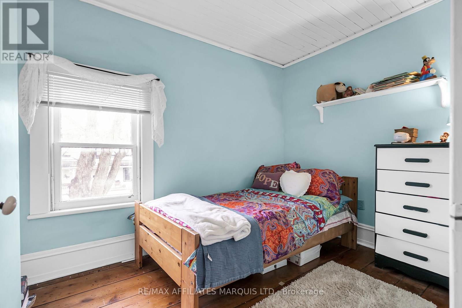 7 SPRUCE STREET Image 20