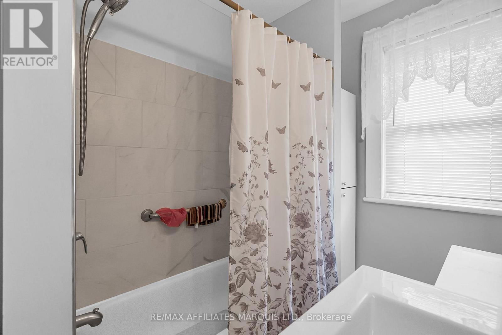 7 SPRUCE STREET Image 22