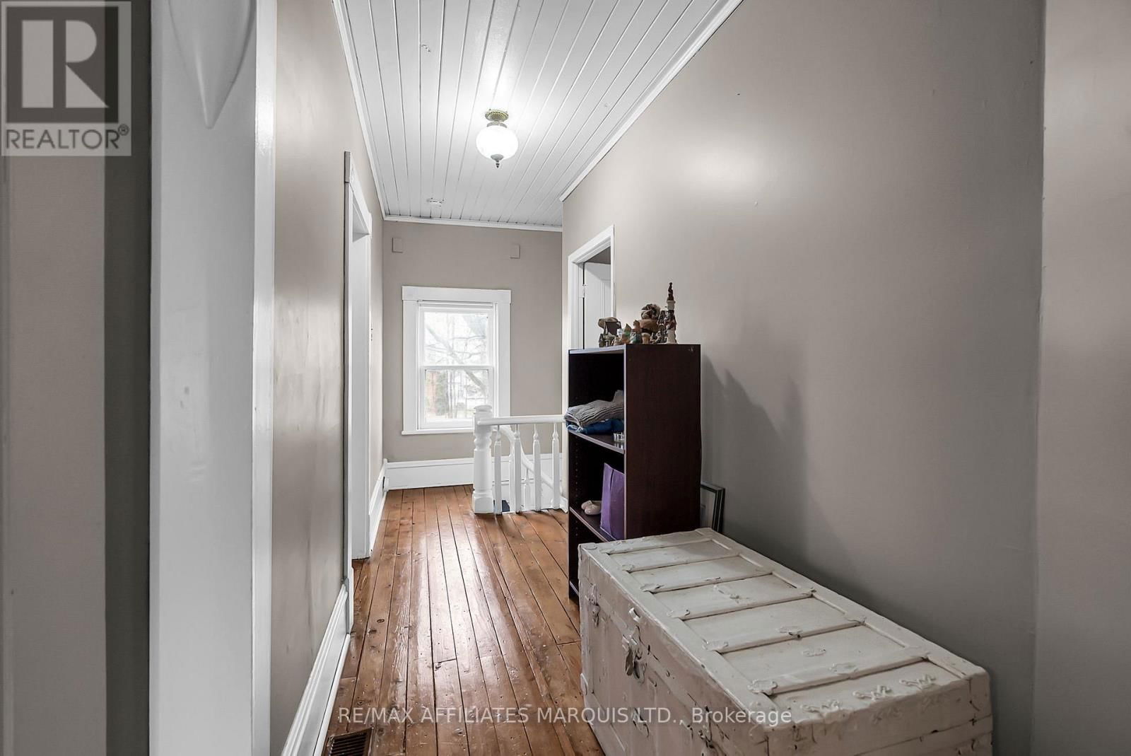 7 SPRUCE STREET Image 26