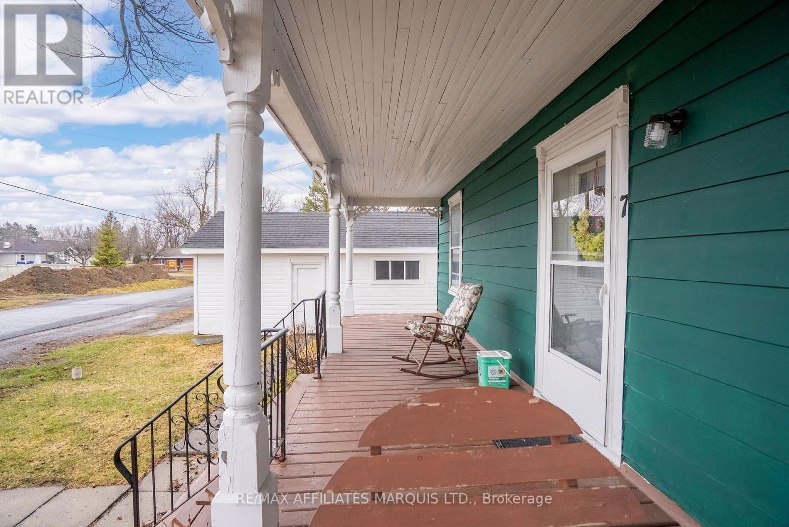 7 SPRUCE STREET Image 30