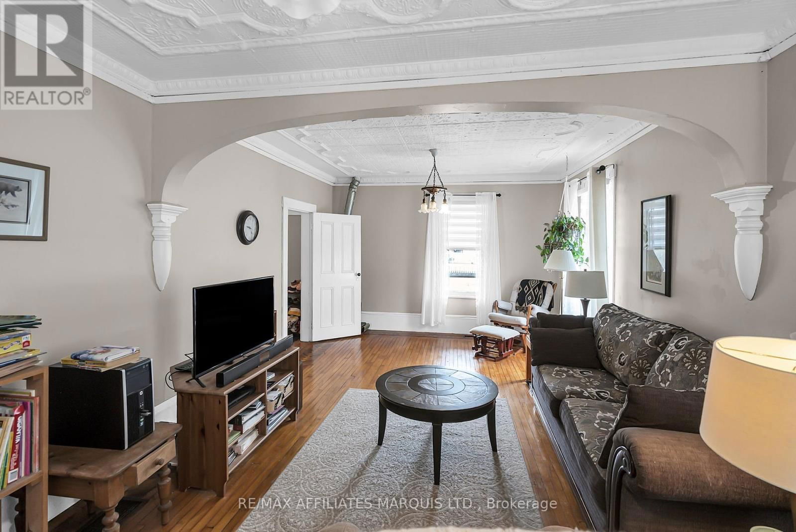 7 SPRUCE STREET Image 5
