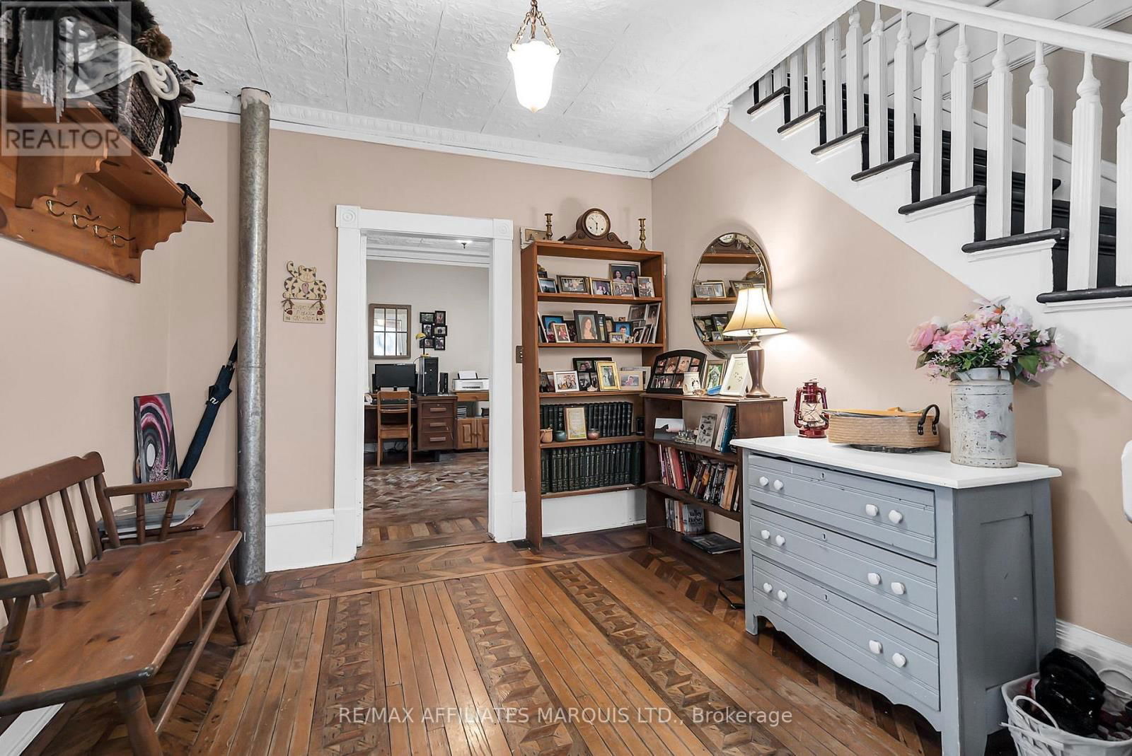 7 SPRUCE STREET Image 7