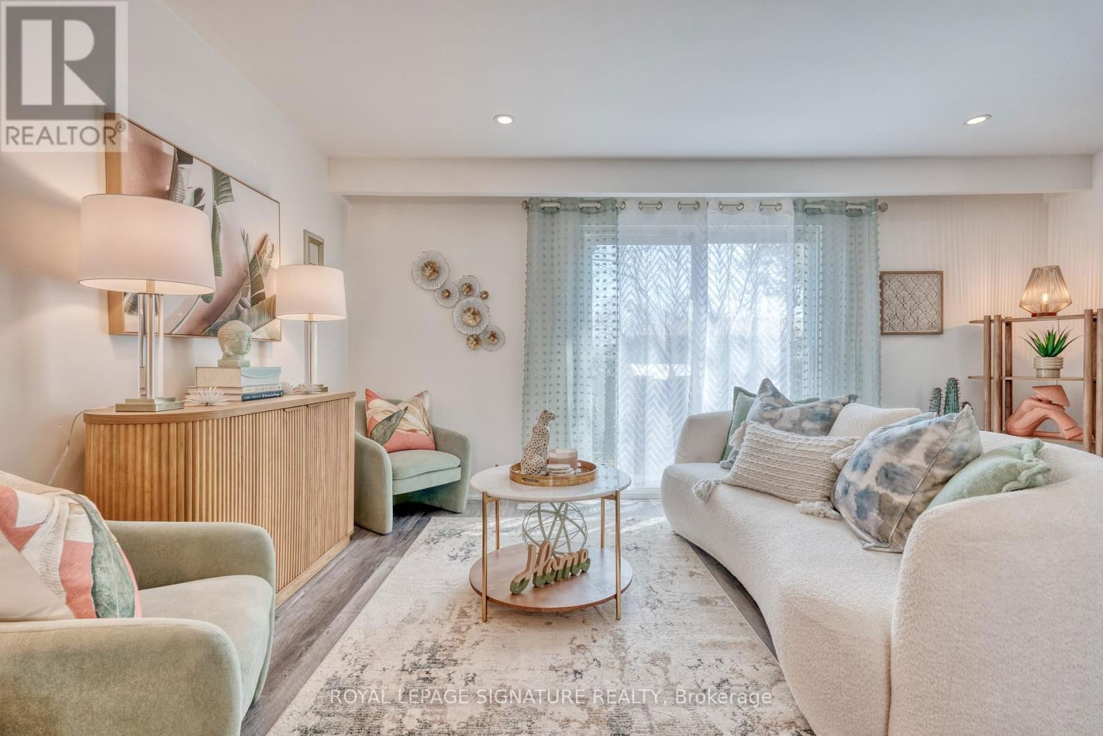 14 - 20 ANNA CAPRI DRIVE Image 11