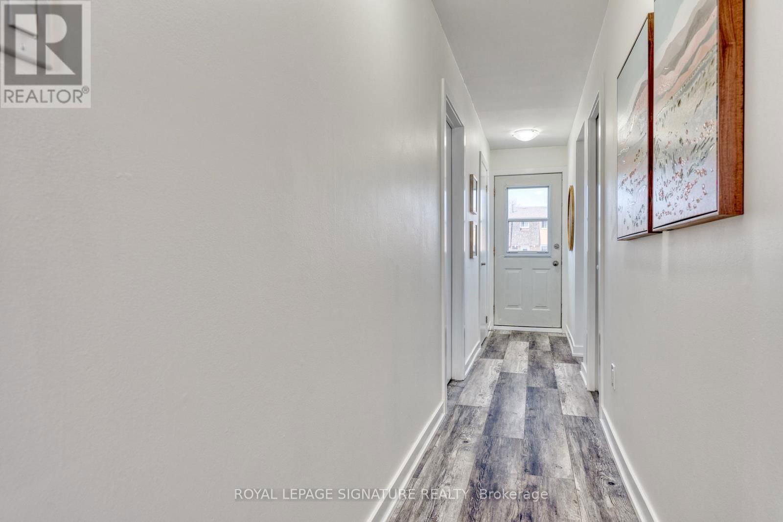14 - 20 ANNA CAPRI DRIVE Image 2