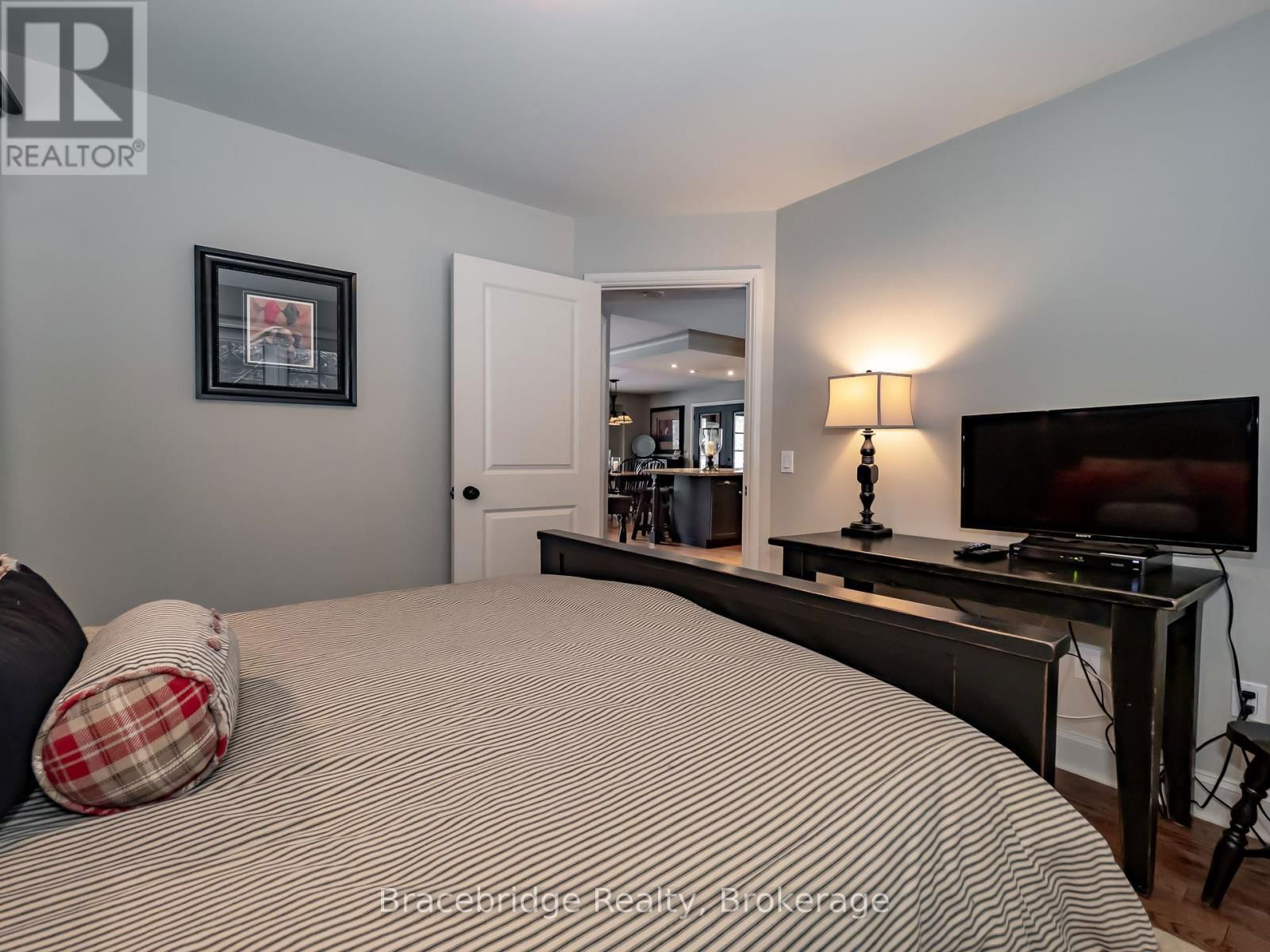 3876 MUSKOKA ROAD 118 HIGHWAY WEST Image 13