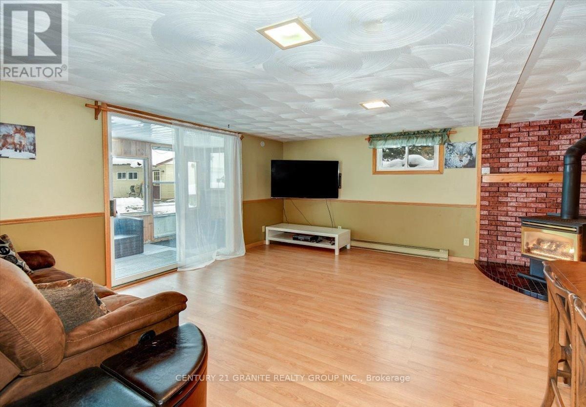 15 CRYDERMAN COURT Image 22
