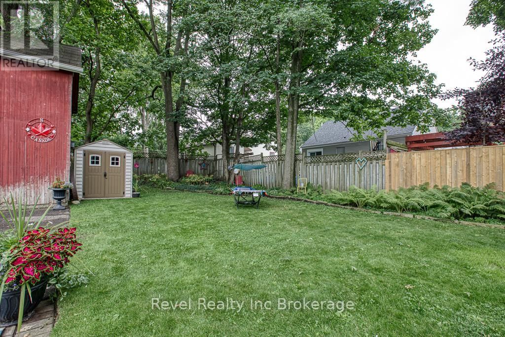 121 KING STREET WEST Image 13