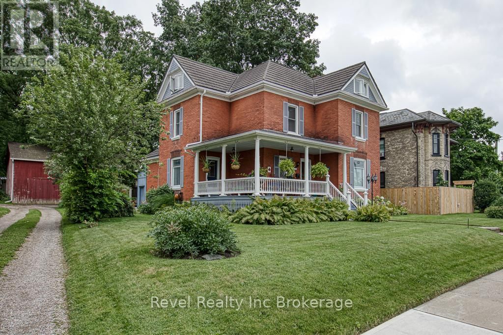 121 KING STREET WEST Image 3