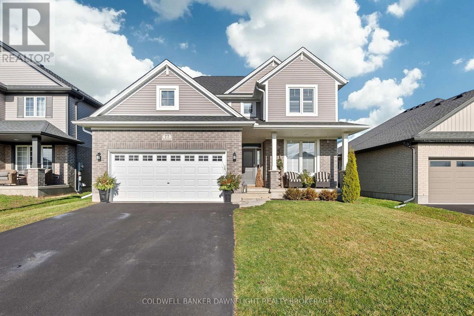77 DEREHAM DRIVE Image 1