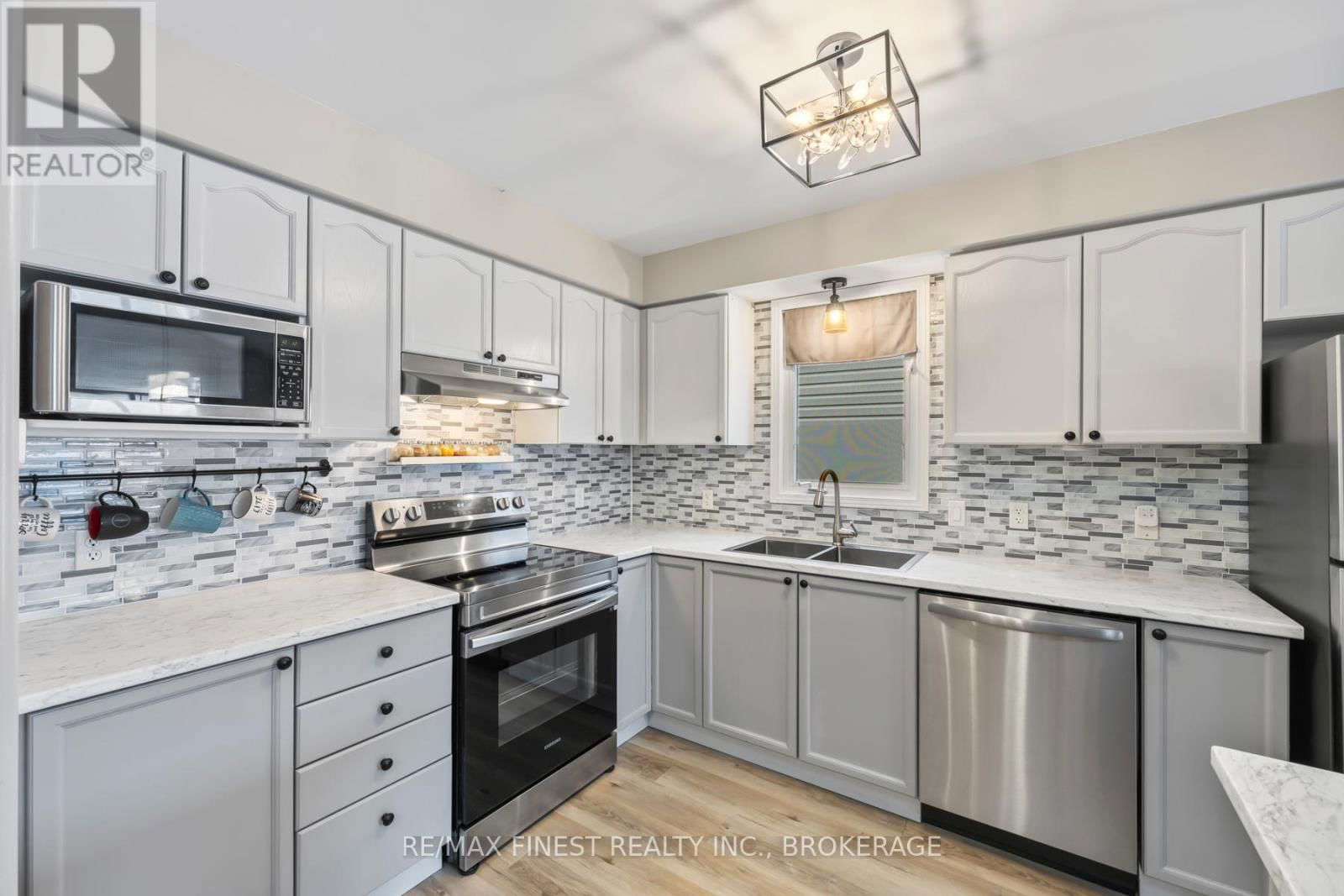 294 QUARRY POND COURT Image 13