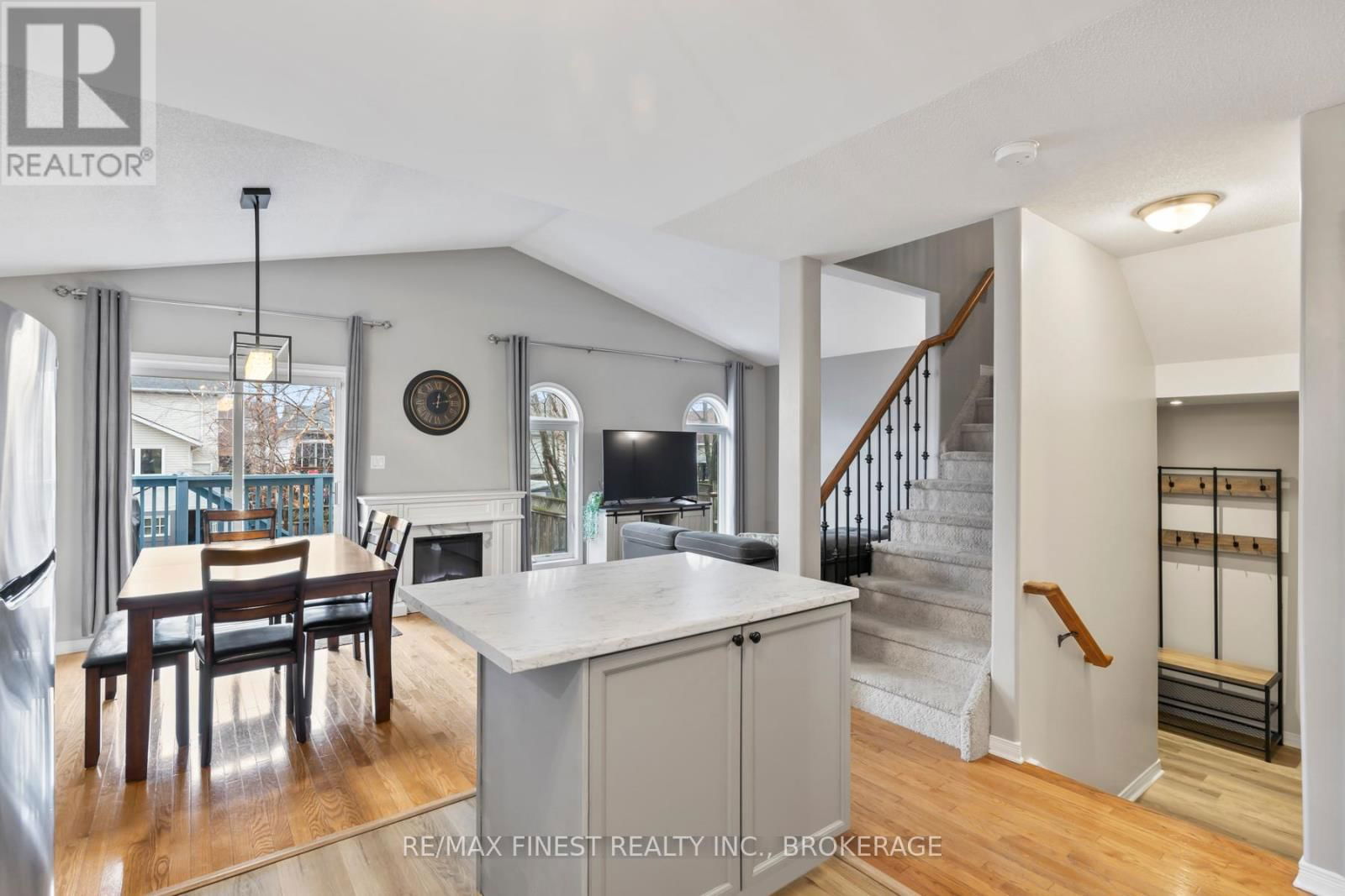 294 QUARRY POND COURT Image 15