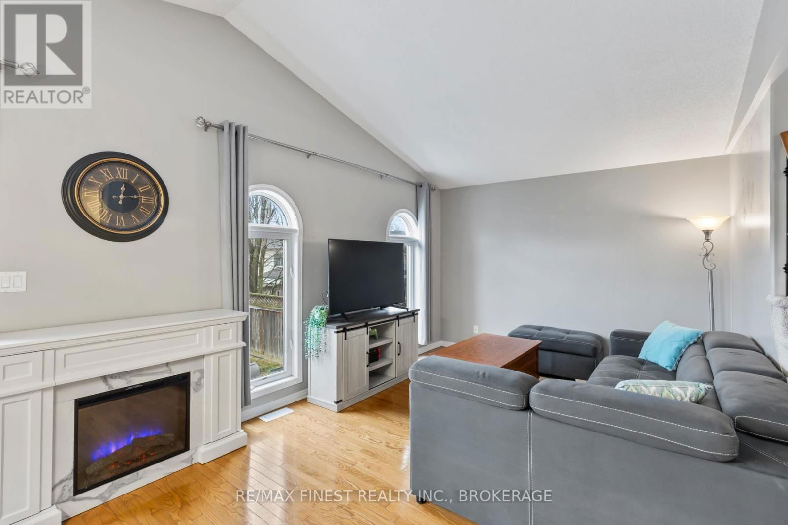 294 QUARRY POND COURT Image 16