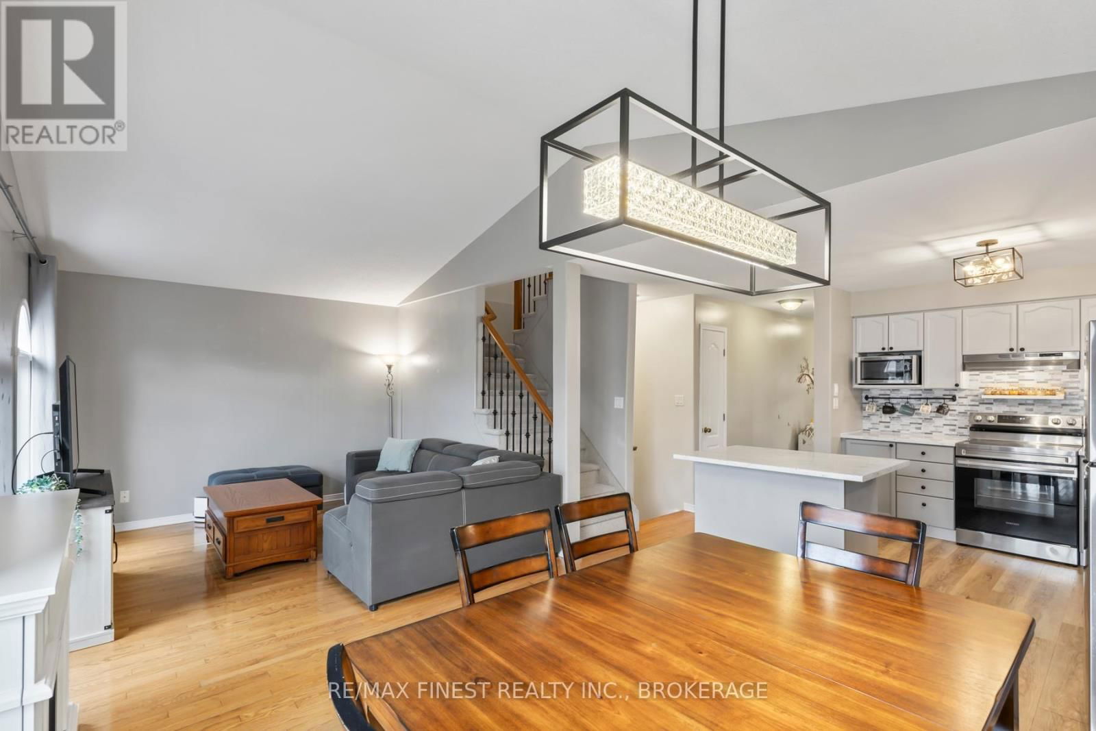 294 QUARRY POND COURT Image 21