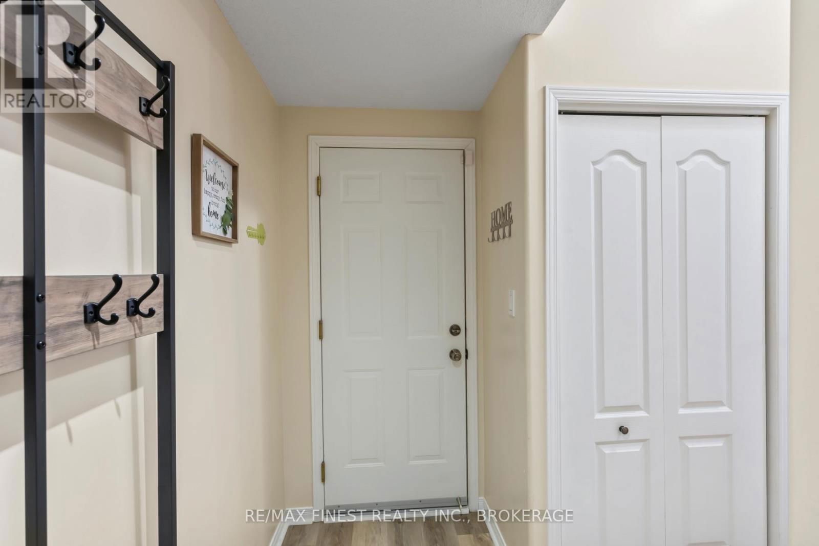 294 QUARRY POND COURT Image 33