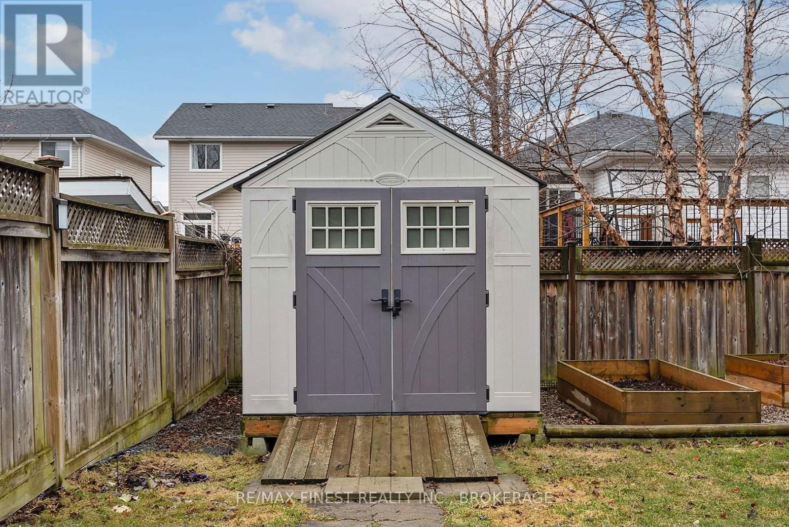 294 QUARRY POND COURT Image 40