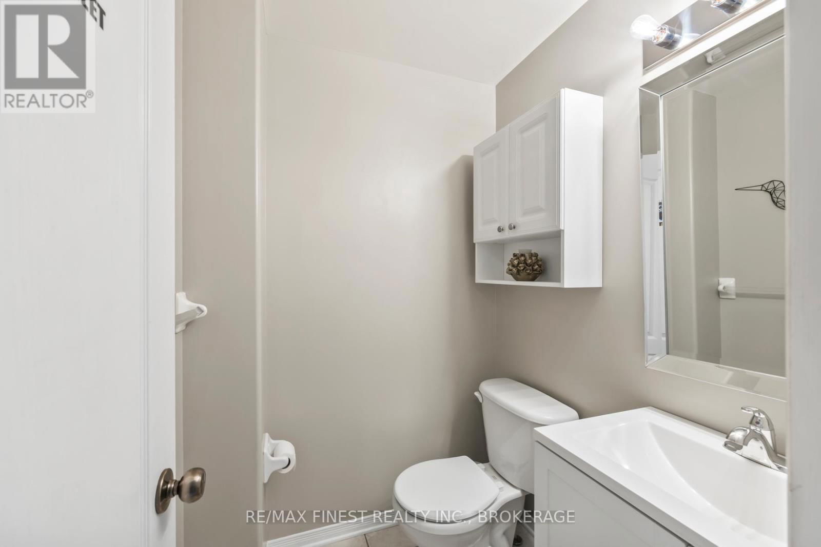 294 QUARRY POND COURT Image 9