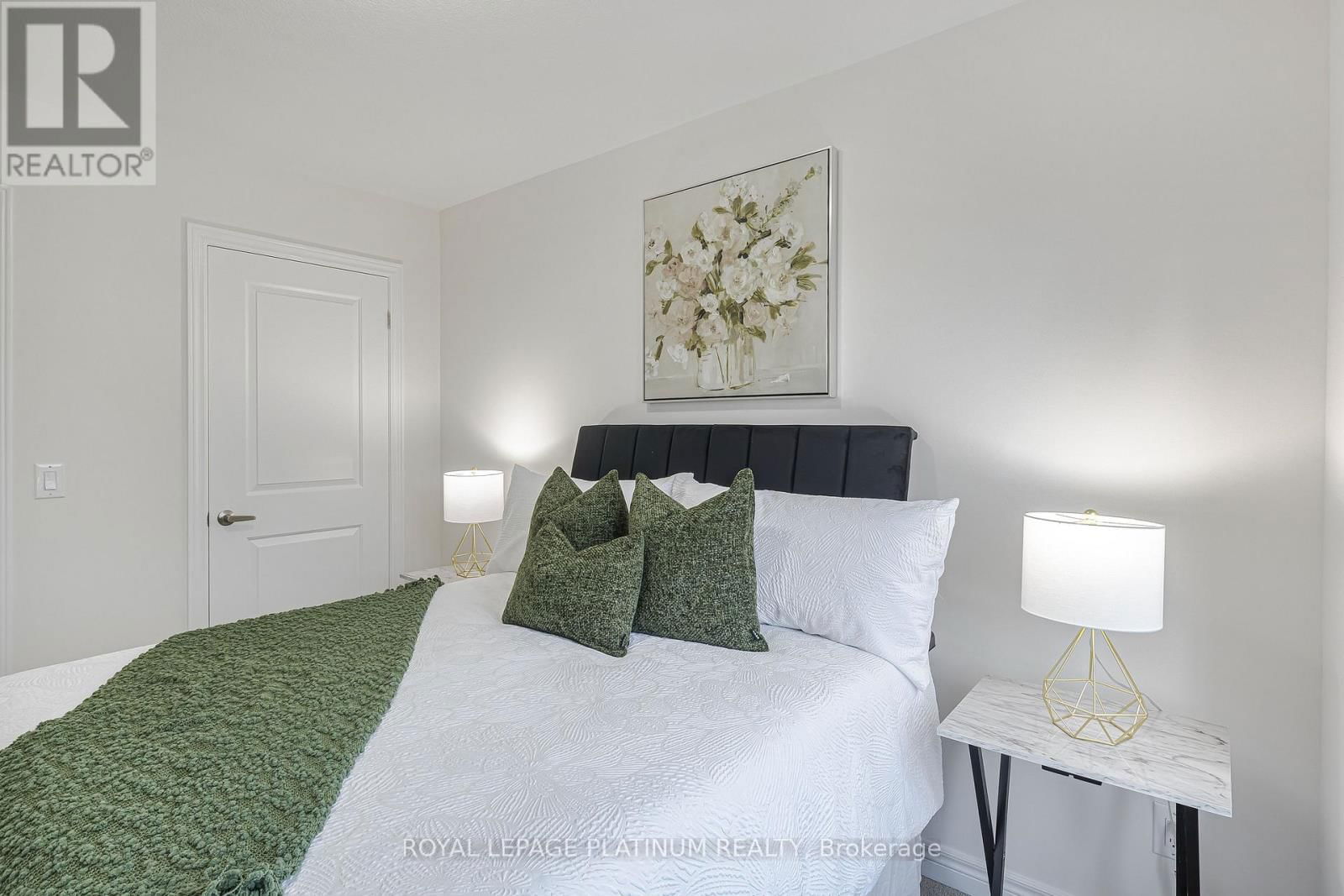 96 REISTWOOD DRIVE Image 14