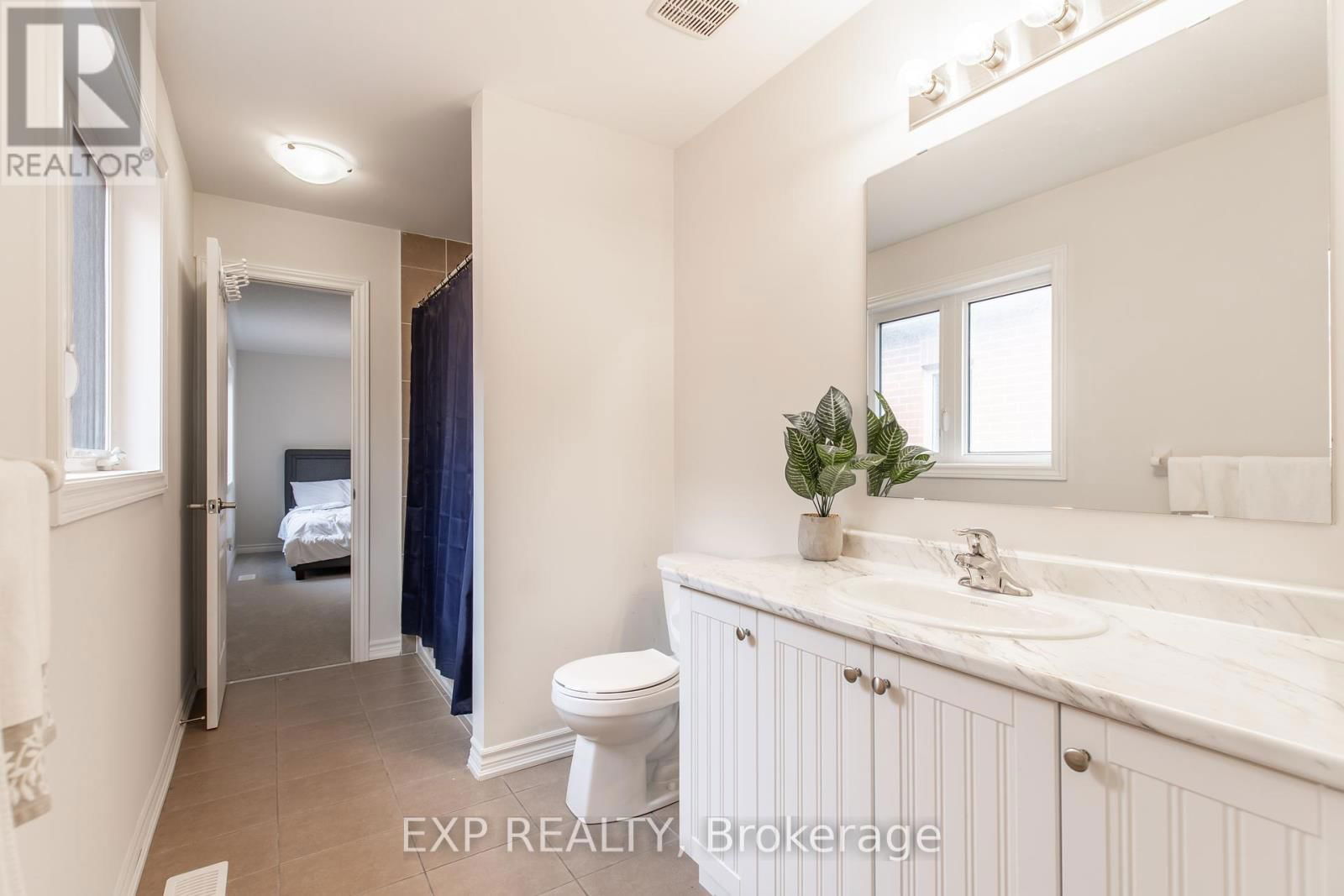 251 PALACE STREET Image 12