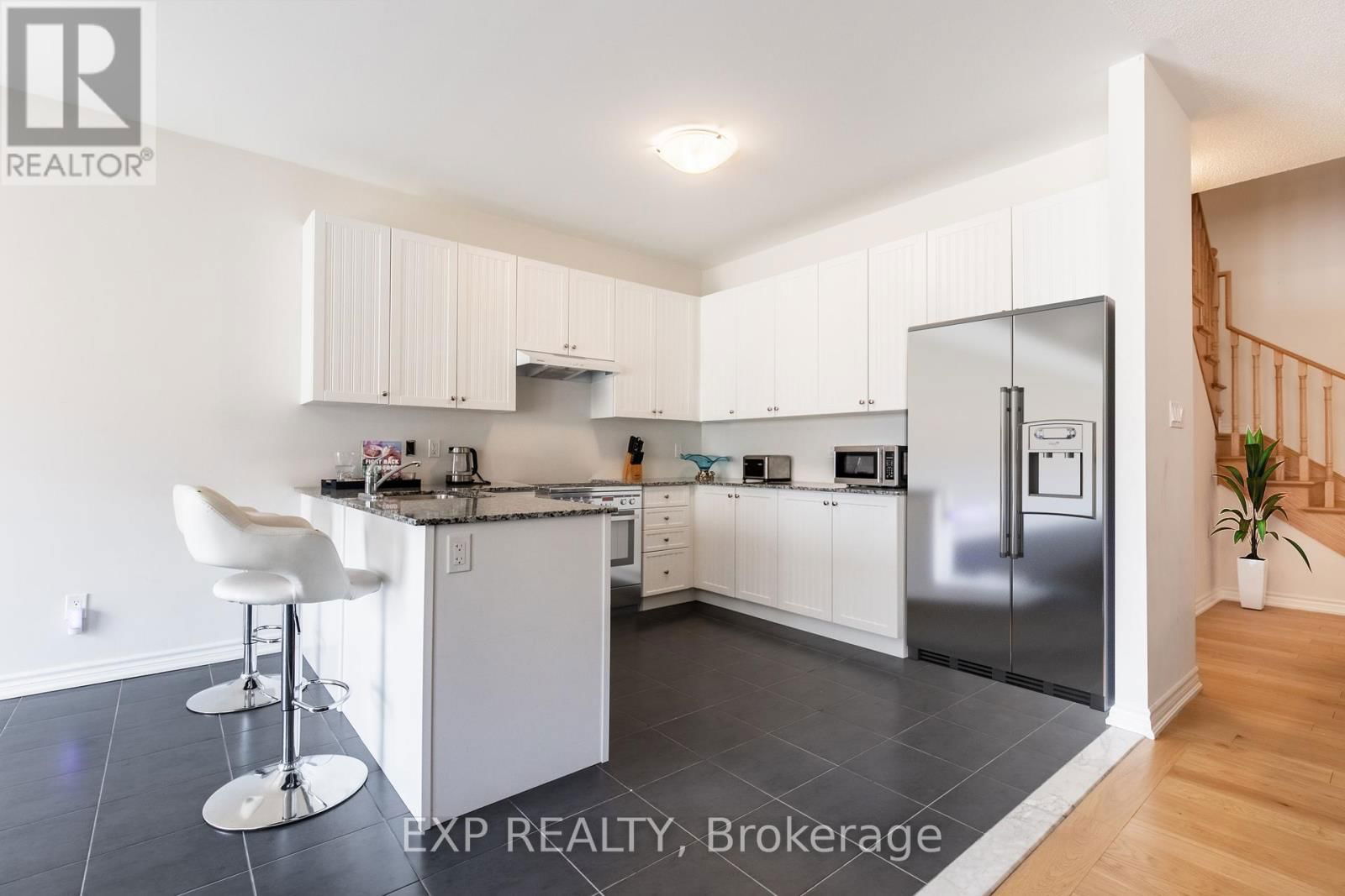 251 PALACE STREET Image 6