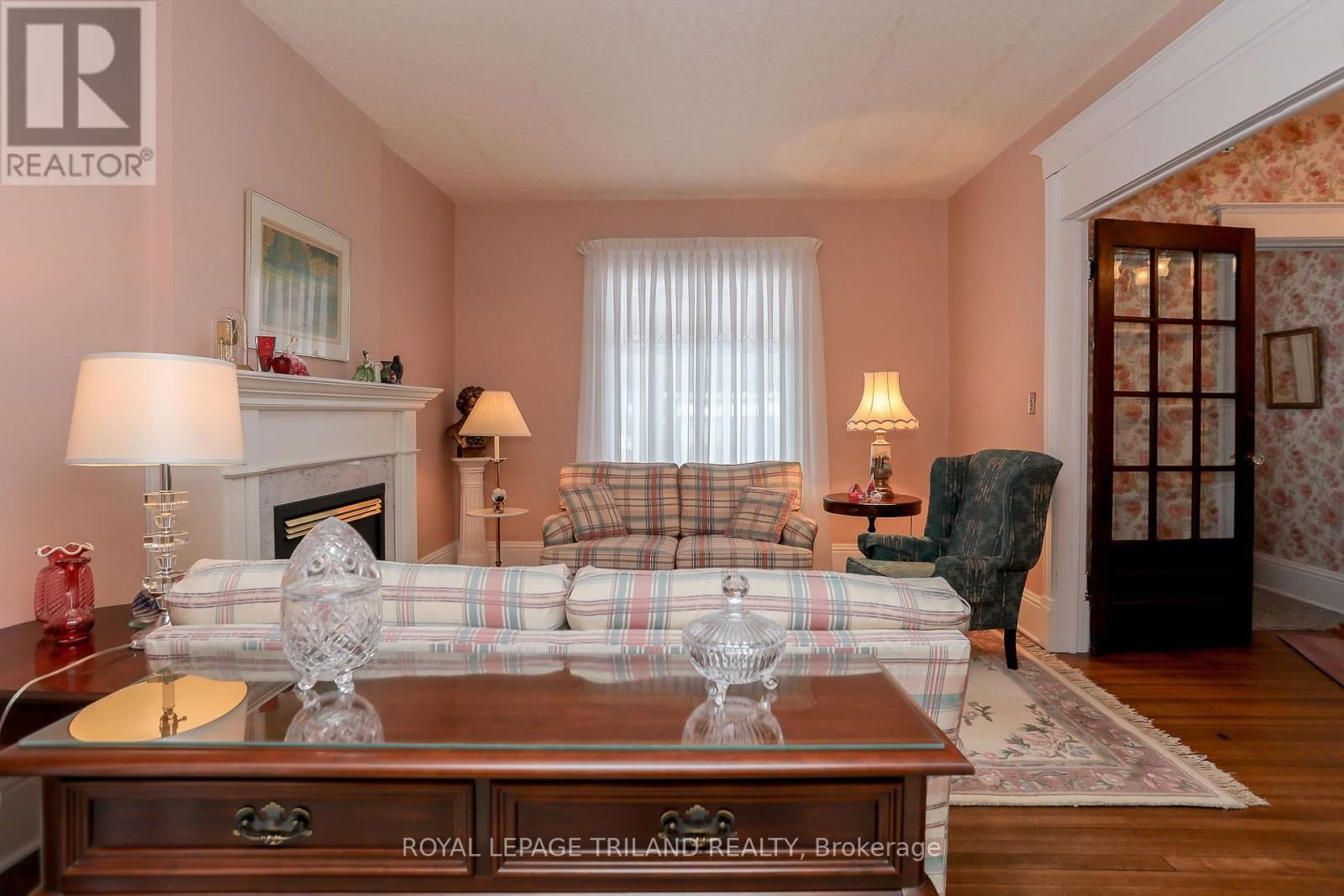 7 HUGHES STREET Image 10