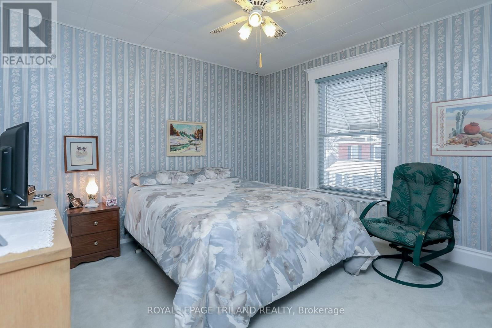 7 HUGHES STREET Image 22