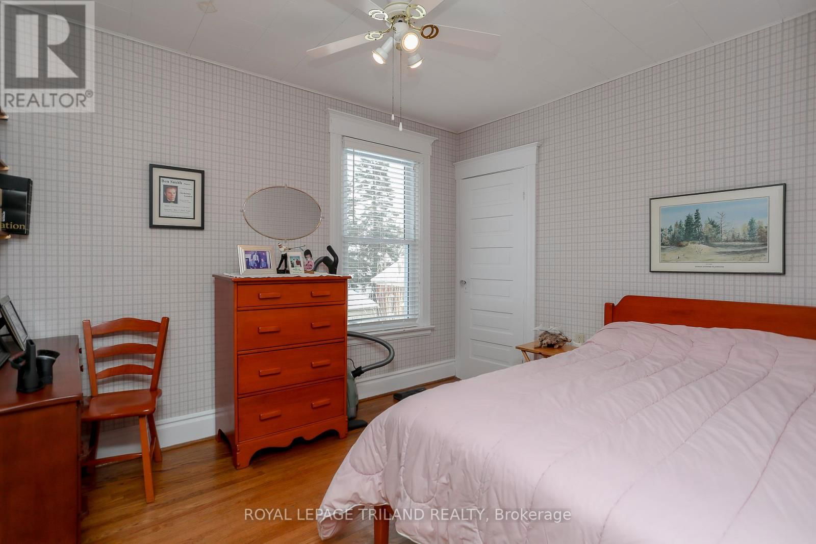 7 HUGHES STREET Image 24