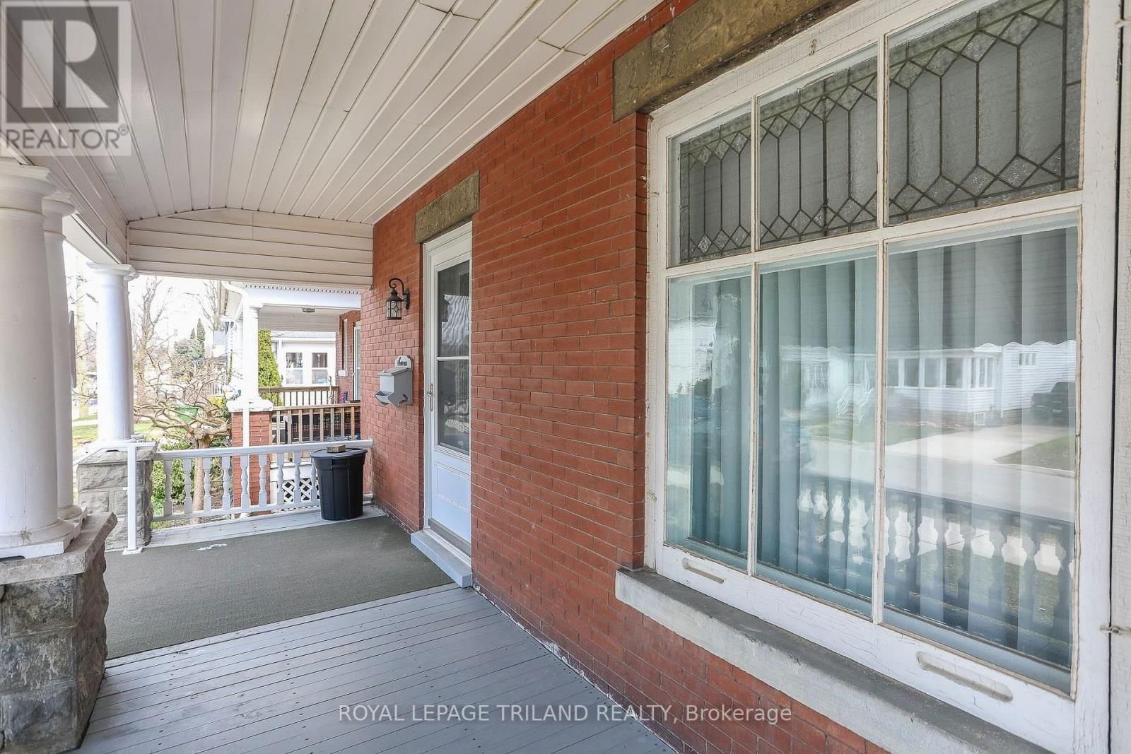 7 HUGHES STREET Image 3
