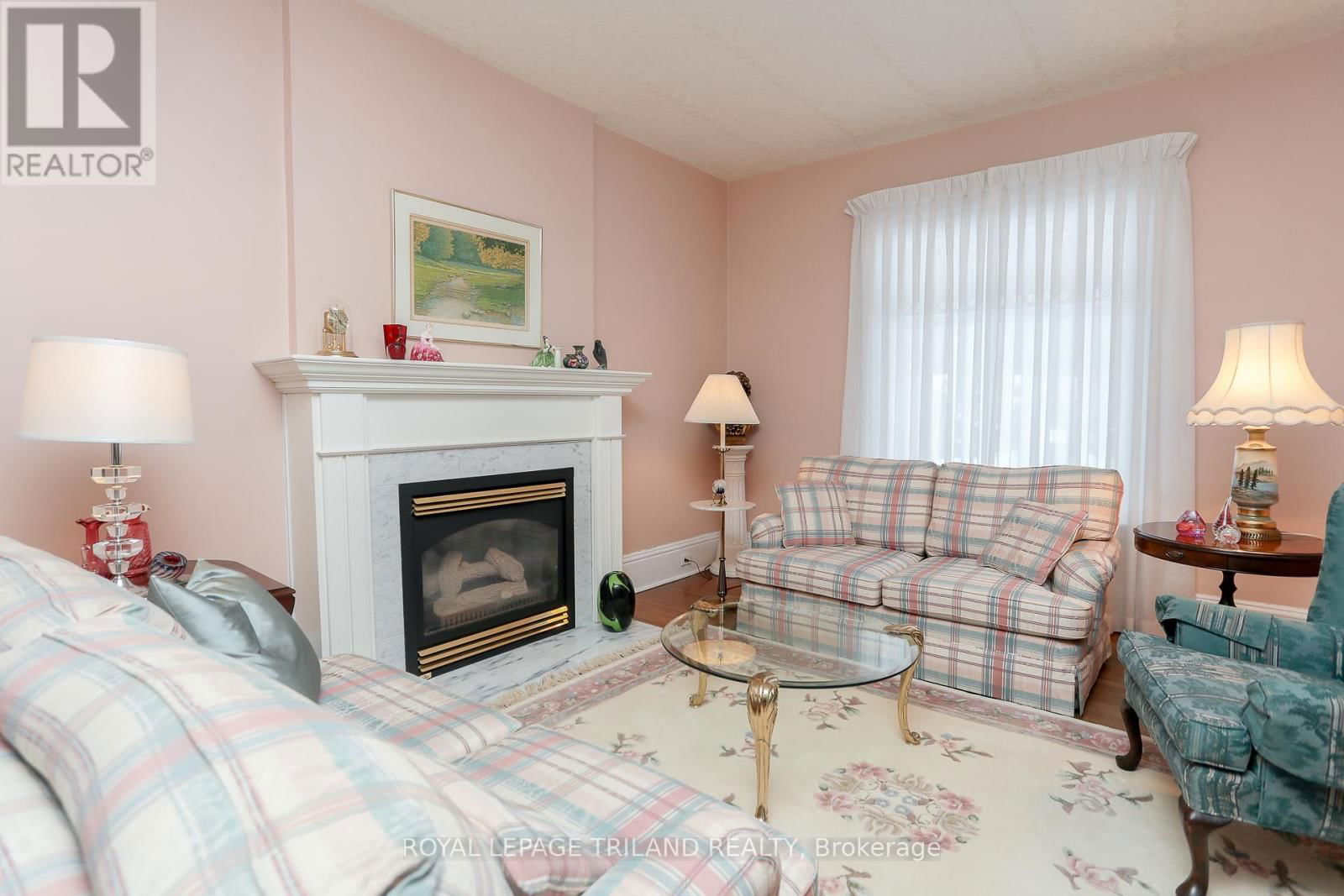 7 HUGHES STREET Image 8