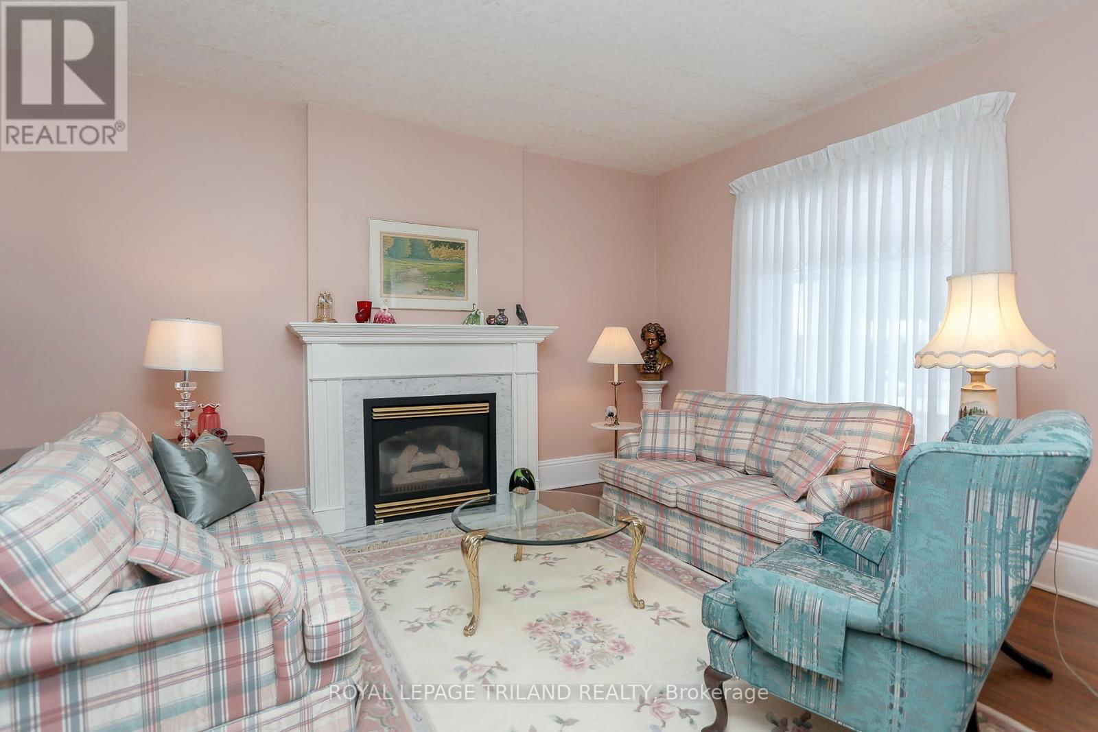 7 HUGHES STREET Image 9