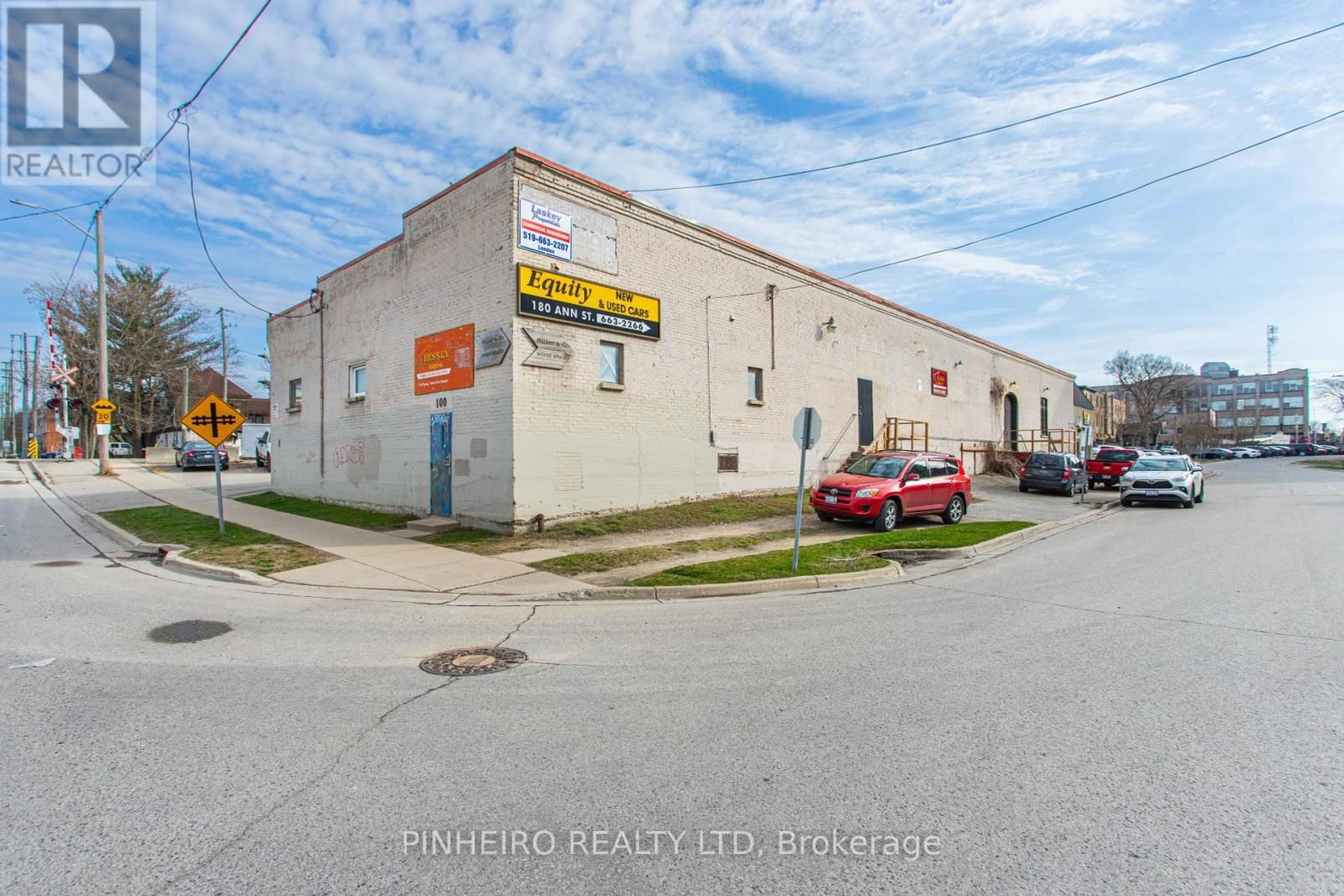 100 ST GEORGE STREET Image 1