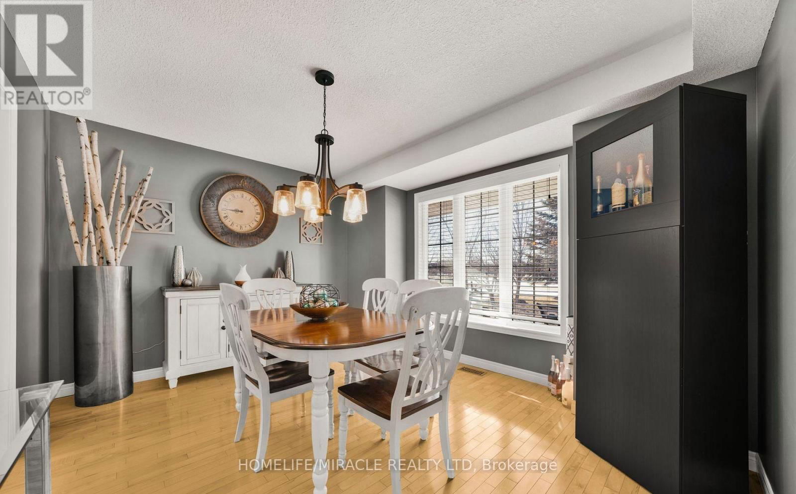 22 DEVONLEIGH DRIVE Image 10