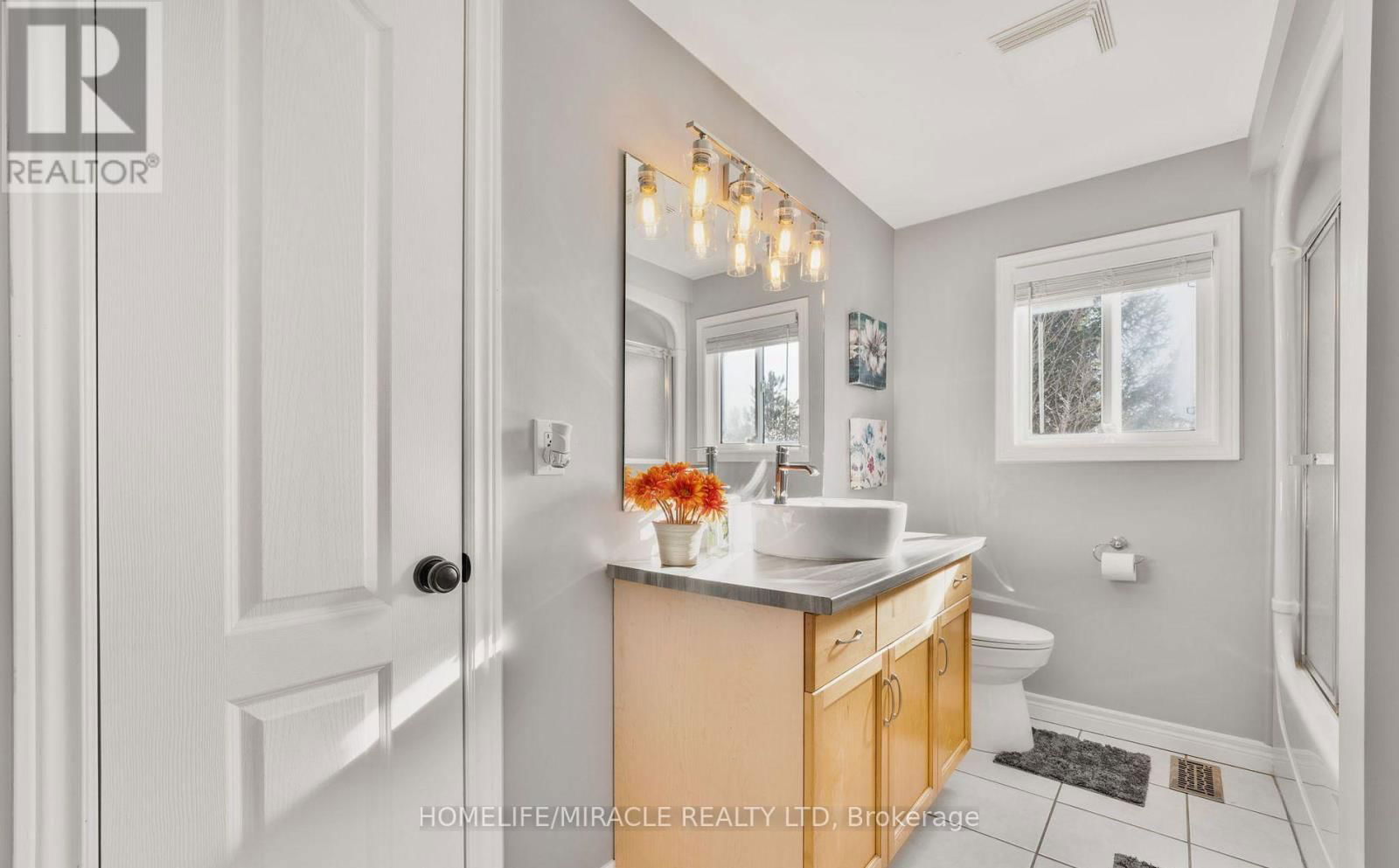 22 DEVONLEIGH DRIVE Image 14