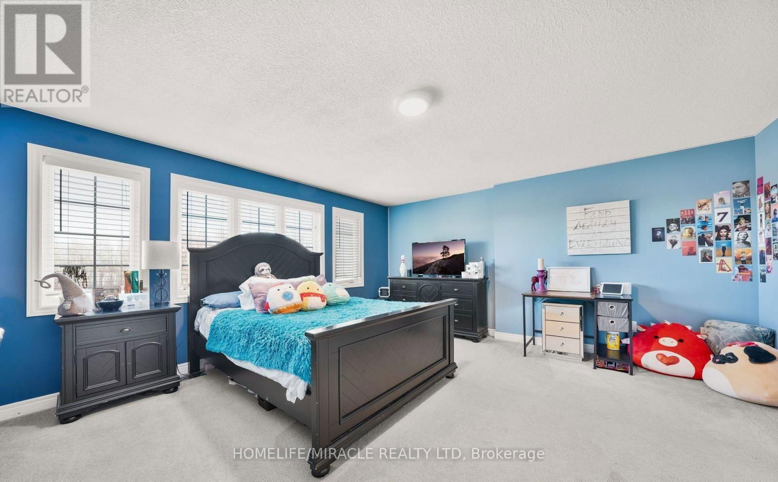 22 DEVONLEIGH DRIVE Image 17