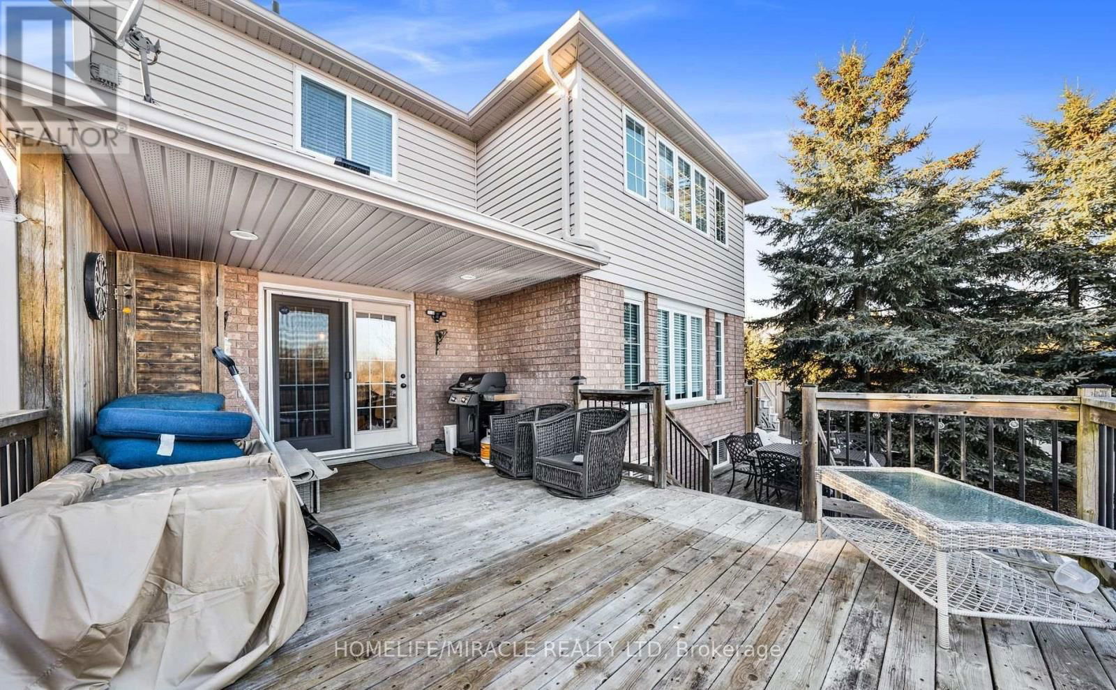 22 DEVONLEIGH DRIVE Image 31
