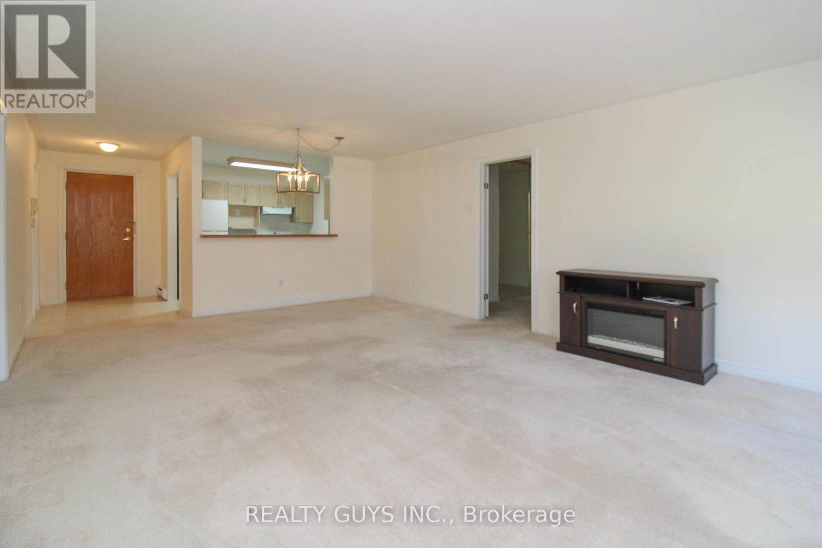 4 - 693 WHITAKER STREET Image 20