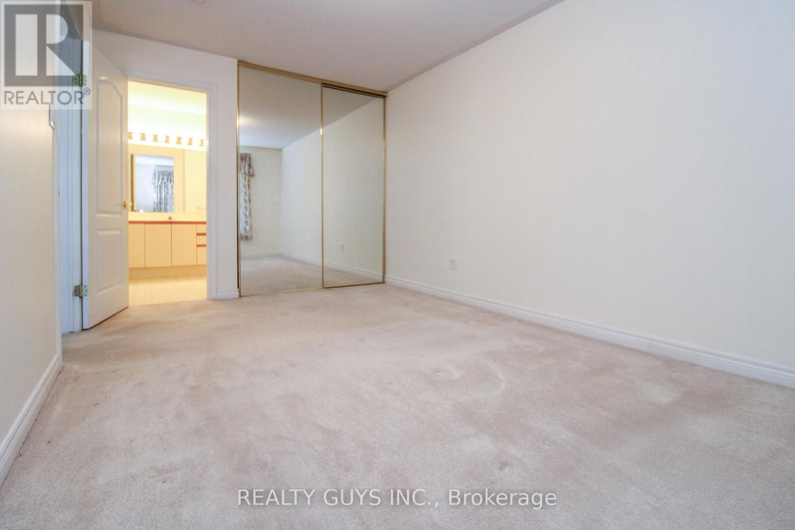 4 - 693 WHITAKER STREET Image 27