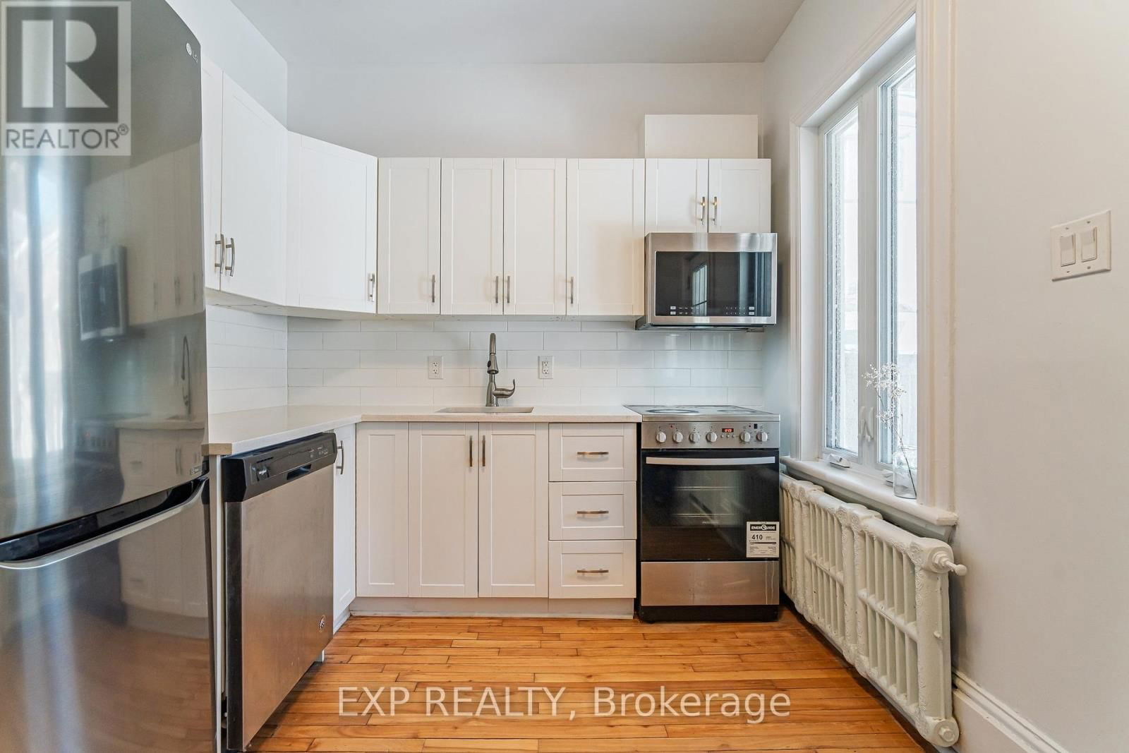 52 ST ANDREW STREET Image 21