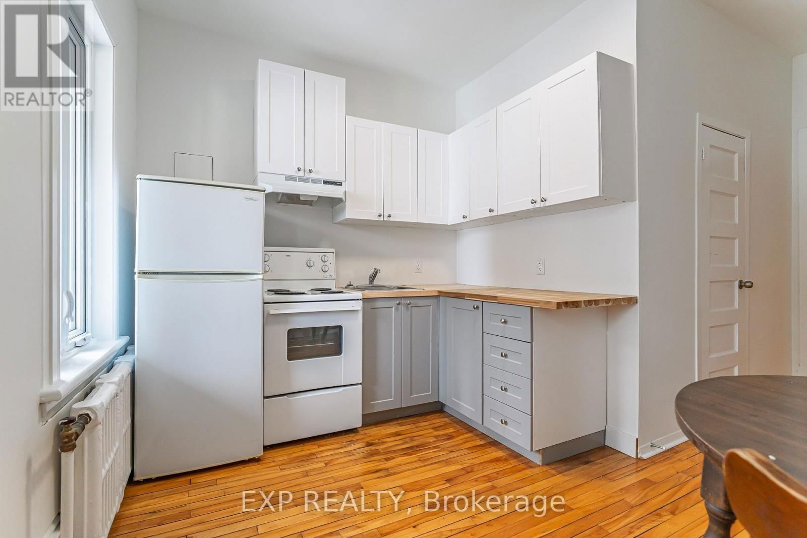 52 ST ANDREW STREET Image 31